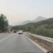 Aksident në aksin Kuç-Kallarat: dy automjete përplasen, plagoset një person
