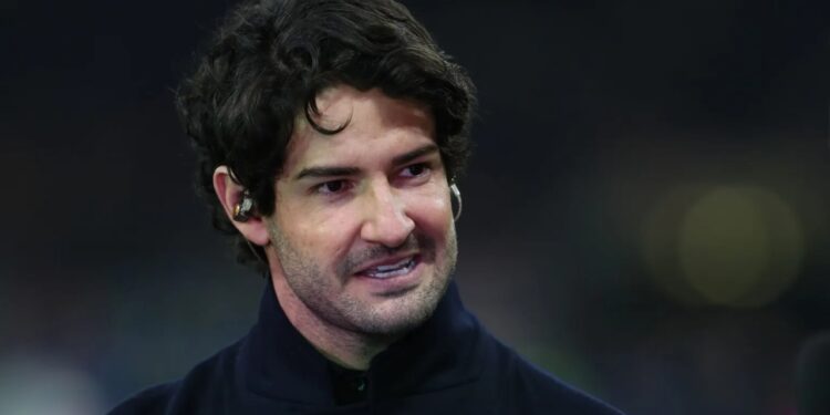 Alexandre Pato rikthehet në futboll, ish-sulmuesi i Milanit gati të bëhet pronar i klubit anglez