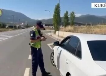 Arrestohet në Kukës shofer që drejtonte në gjendje të dehur dhe pa leje; procedohet edhe një i mitur