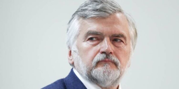 Bankieri rus që kritikoi modelin ekonomik: Nuk do ta fitojmë këtë luftë rraskapitëse, jep dorëheqjen