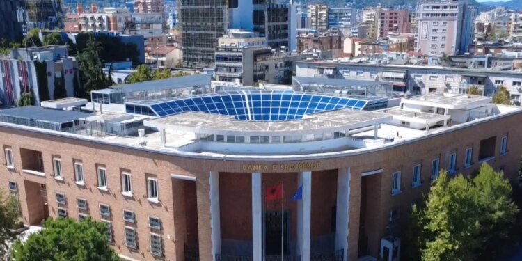 Beteja për 713 milionë lekë: Bitraj dhe Bruzia kundërshtojnë detyrimin solidar për kthimin në Bankën e Shqipërisë