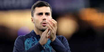 Bisedimet me Manchester City për Rodrin; Barcelona paraqet ofertë të re për kampionin e botës