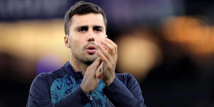 Bisedimet me Manchester City për Rodrin; Barcelona paraqet ofertë të re për kampionin e botës