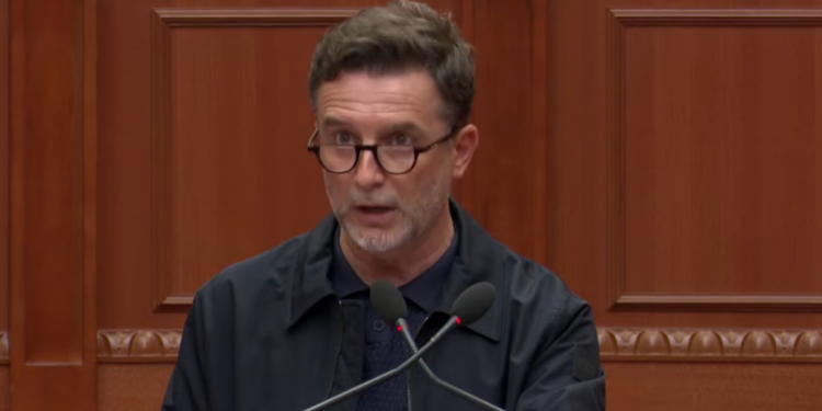 Braçe, deputet socialist, skeptik për propozimin e PS: Koha të dëgjojmë njerëzit, jo udhëheqësit e këtyre bashkive