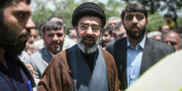 Çfarë ndodh me Mojtaba Khamenein? Mediat opozitare iraniane: Mund të vdesë në çdo moment