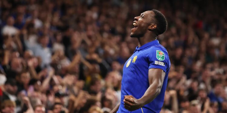 Chelsea kalon Lutonin dhe shkon në turin tjetër të Kupës; Welbeck debuton me gol, Estevao vulos suksesin