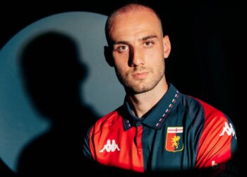 De Rossi dashurohet me Mario Mitajn, trajneri i Genoas e lavdëron mbrojtësin shqiptar: Do rrisë nivelin e skuadrës