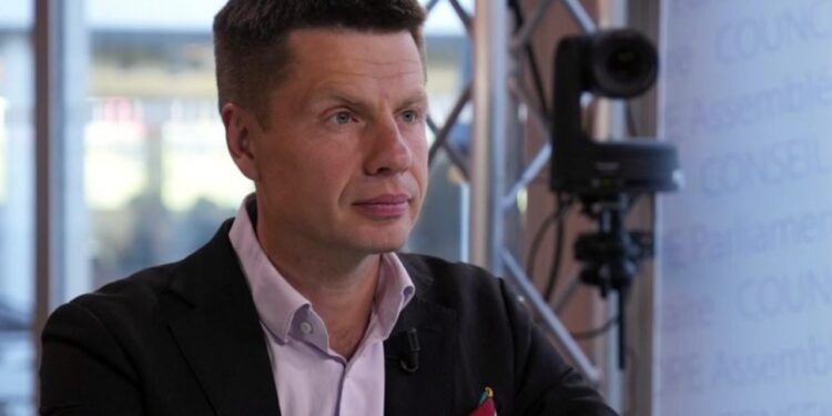 Deputeti ukrainas kritikon Zelensky për deklaratën në Beograd: Këtu mbështesim pavarësinë e Kosovës