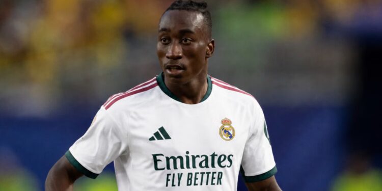 Diomande zyrtarisht te Real Madrid për rekord 140 milionë, cilat janë blerjet më të shtrenjta të Los Blancos?