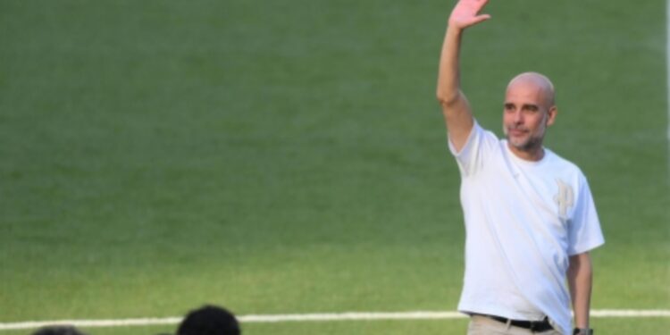 Divorcuar nga gruaja më e bukur në botë — prapaskenat e fundit të Guardiolës te Man City në dokumentar