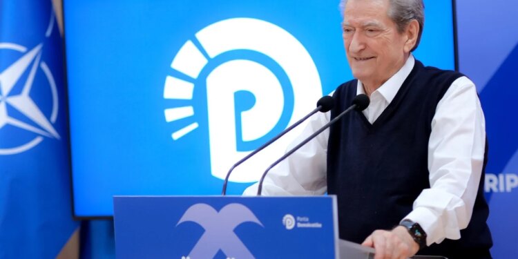 Dokumentet për vizën amerikane ende në ambasadë, Berisha: Asnjë njoftim për pasaportën; nuk kam planifikuar takime në DASH