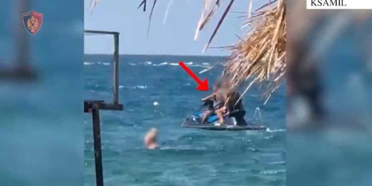 Drejtuesi i Jet Ski në Ksamil gjobitet 500 mijë lekë për shkelje të perimetrit, rrezikoi jetën e pushuesve