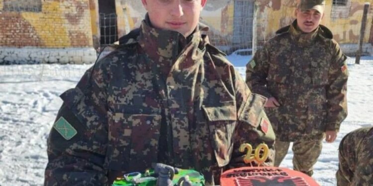 Drita e syve të mamit, përcillet nesër 20-vjeçari i vrarë nga shoku në Korçë, nëna prek me fjalë