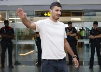 Duam Championsin dhe gjithçka tjetër, Rodri mbërrin në Barcelonë: Të luaj për këtë ekip është një ëndërr