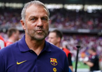 Dy titullarë të vjetshëm drejt largimit nga Barcelona, Flick: Bëjmë shumë ndryshime, për ta presim fundin e merkatos