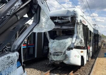 Dy tramvaje përplasen në Gjermani, mbi 20 të plagosur, 3 në gjendje kritike