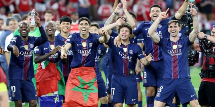 Emra të rinj dhe revolucione në pankinë: si ndryshojnë gjigantët e futbollit evropian në ndjekje të Champions League