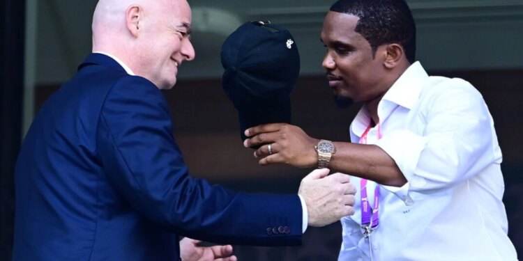 Eto'o i përgjigjet revoltës së legjendave: Infantino e ka ndryshuar futbollin