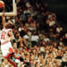 Fanella ikonike e Michael Jordan shitet në ankand, mund të thyejë rekordin botëror