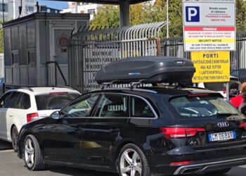 Fluks udhëtarësh në Durrës: gushti sjell 4900 pasagjerë në një ditë në Portin e Durrësit