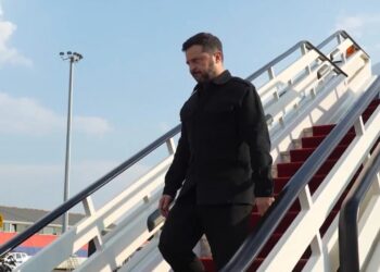 Franca përshpejton dërgimin e pajisjeve ushtarake në Ukrainë; Zelensky: Ramë dakord për raketat franceze, faleminderit për gatishmërinë
