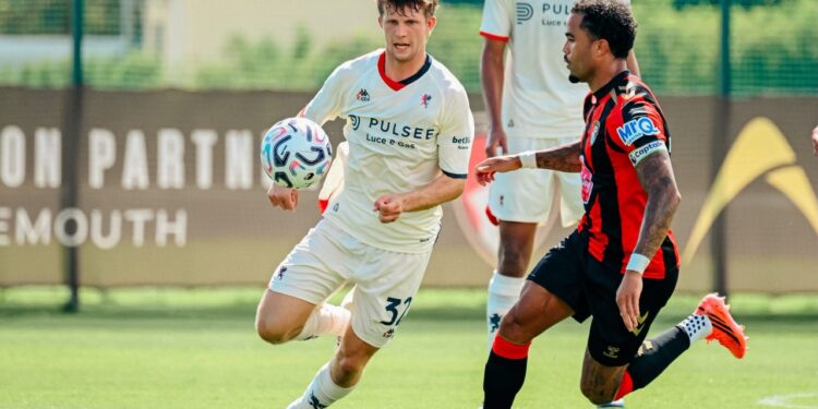 Genoa pëson humbjen më poshtëruese të verës, 10-1 kundër Bournemouth