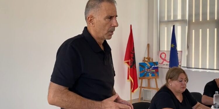 Gorrea: Kryeministri e la bisedën e hapur; Rama nxori jashtë 2 kryebashkiakë; disa të nxituar i ndërprenë fjalën