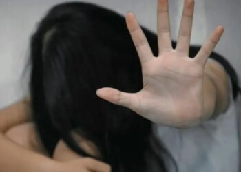 Greqi: 41-vjeçari shqiptar detyroi nën kërcënimin se do t’i vriste familjarët dhe përdhunon vajzën 9-vjeçare të partneres