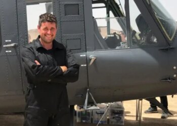 Helikopter u rrëzua, dogj në Greqi; flet xhaxhai i pilotit britanik që shpëtoi: Ai do të fluturojë përsëri