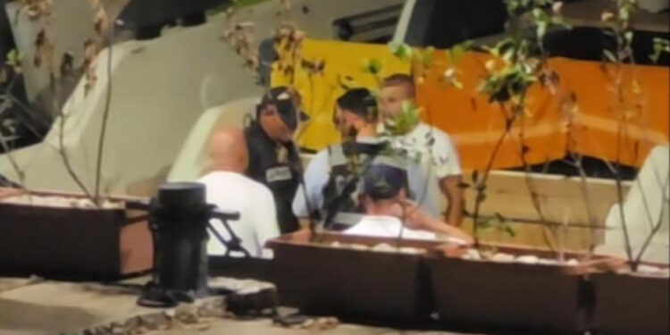 Të shtënat nga jahti në Palasë/ Bruno Çela, djali i pronarit të ‘Brunesit’ mes 4 të ndaluarve! Dhëndri i Tom Doshit aksioner në disa kompani, përfshirë për mjetet lundruese