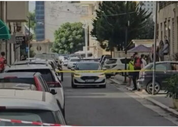 🚨 E FUNDIT/ Dyshohet për bombë pranë OSHEE-së në Durrës, policia rrethon zonën – banorët në panik