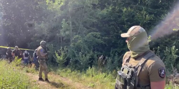 Intelektualët e Mitrovicës: Gjenden eshtrat e 23 personave në Zubin Patok, Policia nis hetime ndaj 3 personave