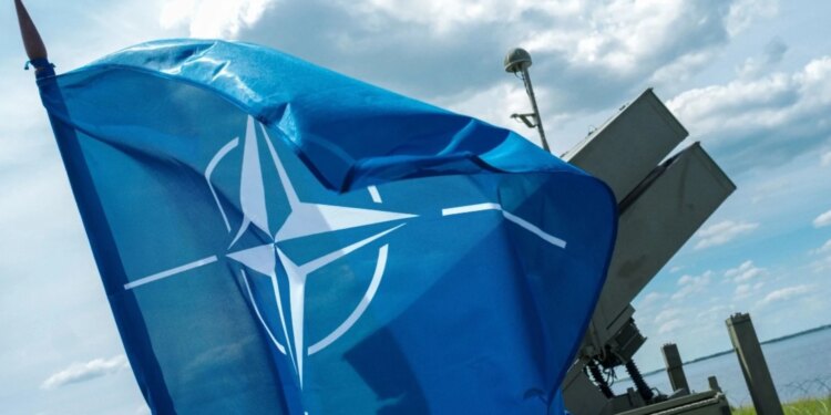 Irani: Do të sulmojmë bazat amerikane në Europë nëse SHBA përshkallëzon konfliktin; NATO: Gati për çdo kërcënim