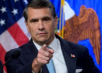 Ish-avokati i Trump, Todd Blanche, emërohet Prokuror i Përgjithshëm i SHBA; Senati e miraton me votë të ngushtë