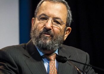 Ish-kryeministri Ehud Barak: Izraeli nuk duhet të përplaset me Turqinë, Netanyahu ka dalë nga binarët