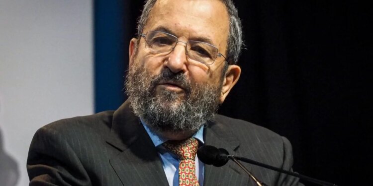 Ish-kryeministri Ehud Barak: Izraeli nuk duhet të përplaset me Turqinë, Netanyahu ka dalë nga binarët