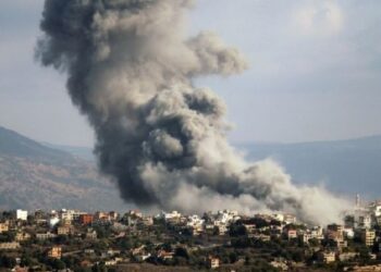 Izraeli nis valë të re sulmesh në Liban, goditen banesat e grupit Hezbollah, 11 të vdekur