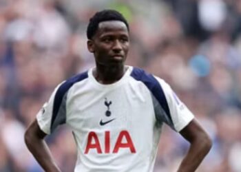 Juventus buzëqesh, siguron mesfushorin e Tottenham, shifrat e operacionit