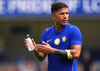 Lamtumira e Enzo Fernandez po afrohet, mesfushori argjentinas arrin akordin me Manchester City-n