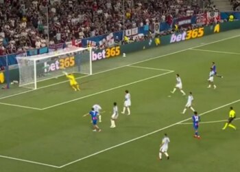 Live PSG-Aston Villa – Shtangen parizienët, 17-vjeçari rikthen baraspeshën në fund të pjesës së parë (Video)