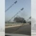 Makina në Elbasan përfshihet nga flakët dhe reja e tymit mbulon autostradën