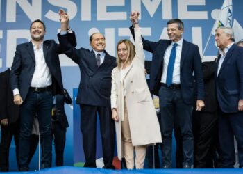 Meloni, kryeministrja, rrëfen udhëtimin nga aktiviste e djathtës italiane në një nga figurat më me ndikim në Europë