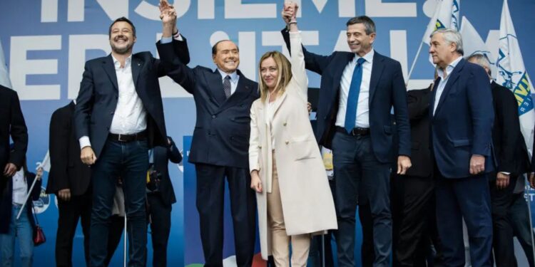 Meloni, kryeministrja, rrëfen udhëtimin nga aktiviste e djathtës italiane në një nga figurat më me ndikim në Europë