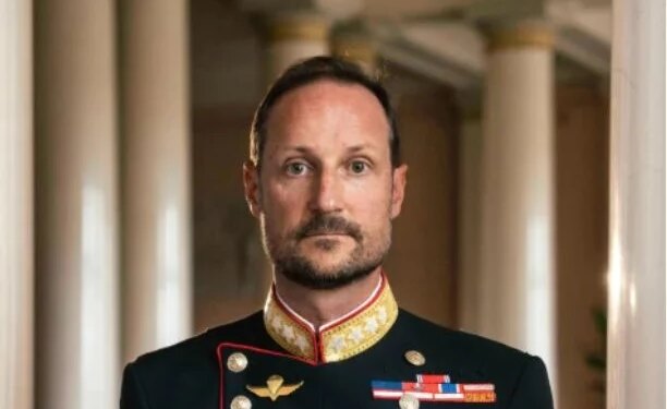Monarkia norvegjeze ndryshon: Pas vdekjes së Harald V, Haakon VIII bëhet Mbreti i ri