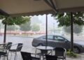 Moti i keq përfshin jugun: reshje të dendura dhe breshër në Sarandë e Delvinë