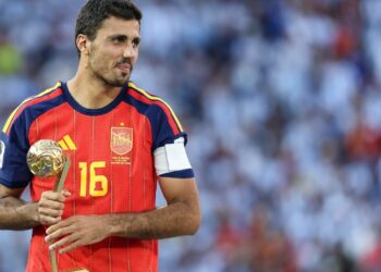 Negociatat për Rodrin: Manchester City luan blofin, refuzon ofertën 70 milionëshe të Barcelonës; pritet negociata finale
