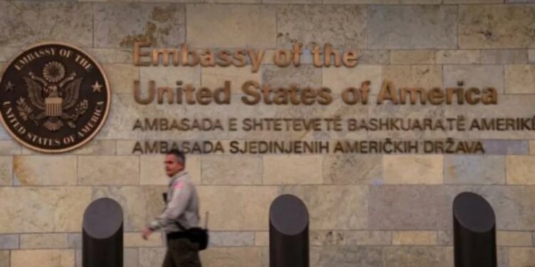 Ngërç në formimin e institucioneve, Ambasada SHBA-së në Prishtinë: Mundësi të humbura për Kosovën; duhet progres dhe stabilitet