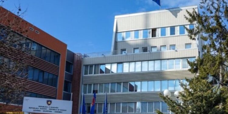 Ngërçi politik në Kosovë, ekspertët: Kriza për zgjedhjen e presidentit mund të përsëritet