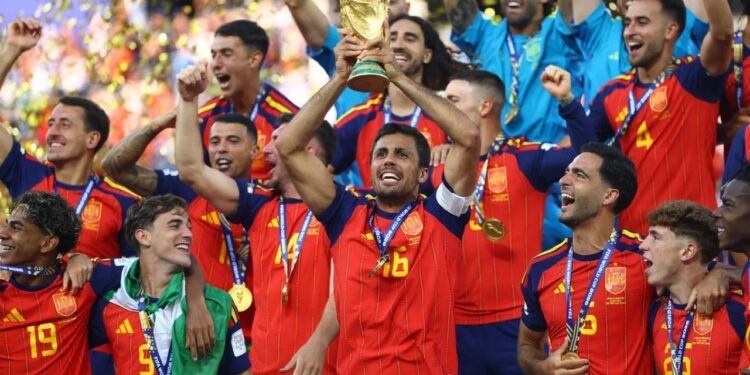 Nisin negociatat Barcelona–Manchester City, pritet shuma që katalanasit do të paguajnë për kartonin e Rodrit