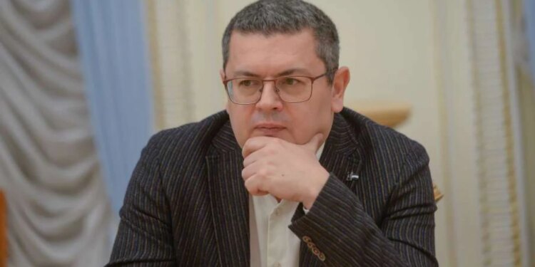 Përse Ukraina nuk e njeh Kosovën? Kryetari i komisionit për Politikën e Jashtme: Vendimi në dorën e Zelensky-t
